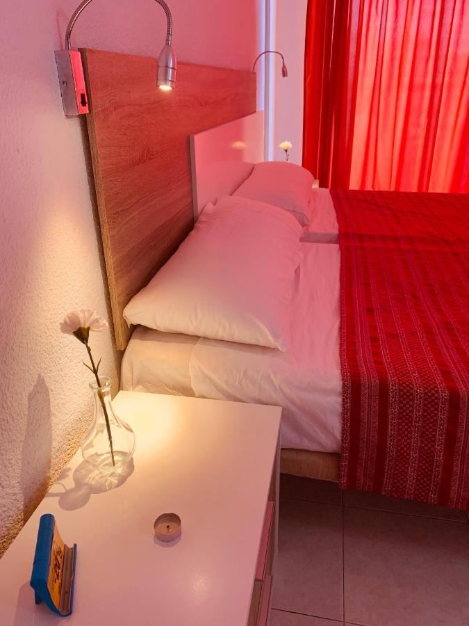 Pondemar Apartaments Vistas Playa Feñabe Bagian luar foto