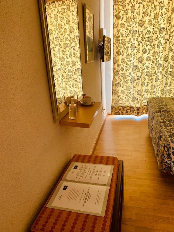 Pondemar Apartaments Vistas Playa Feñabe Bagian luar foto