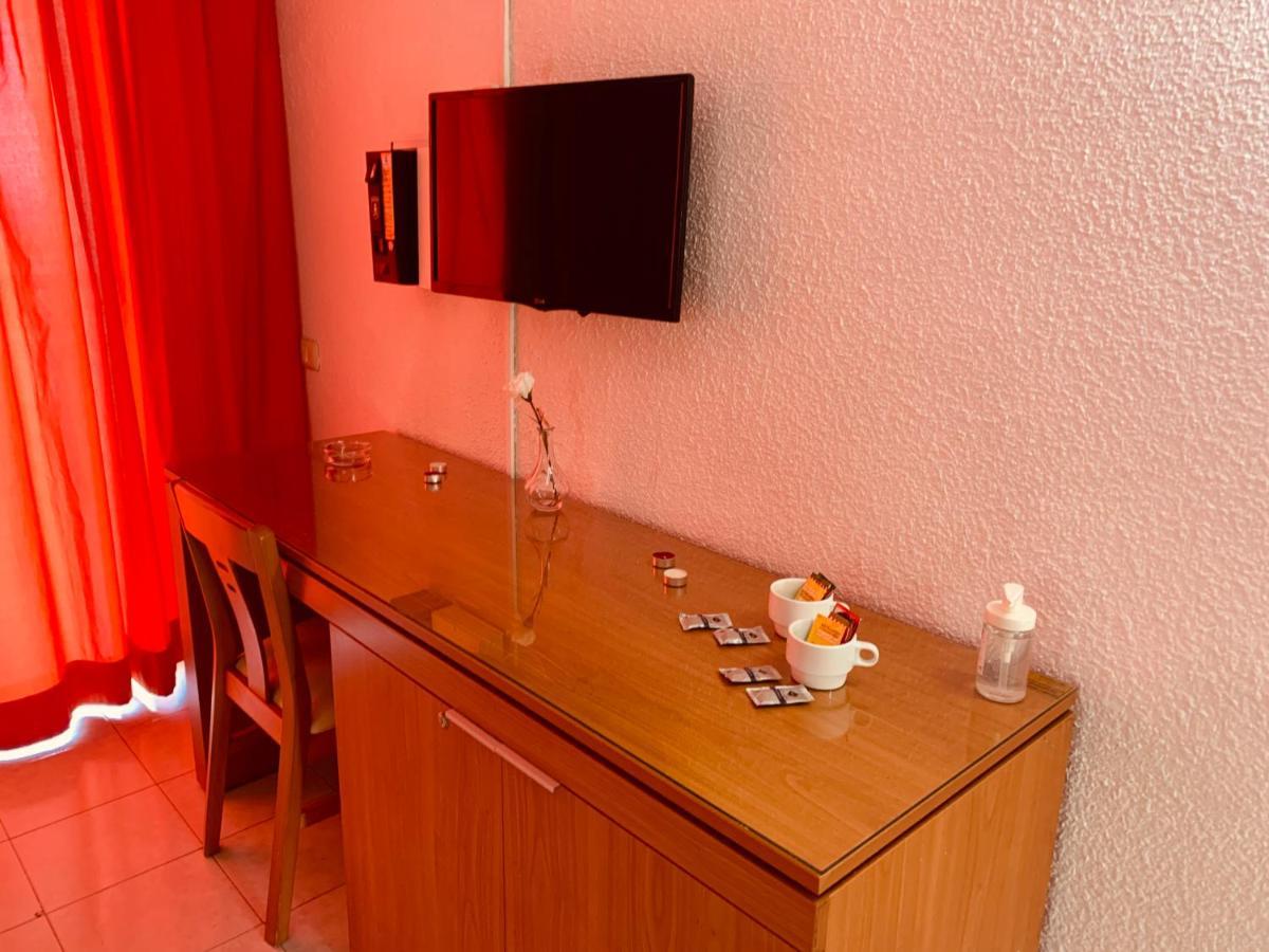 Pondemar Apartaments Vistas Playa Feñabe Bagian luar foto