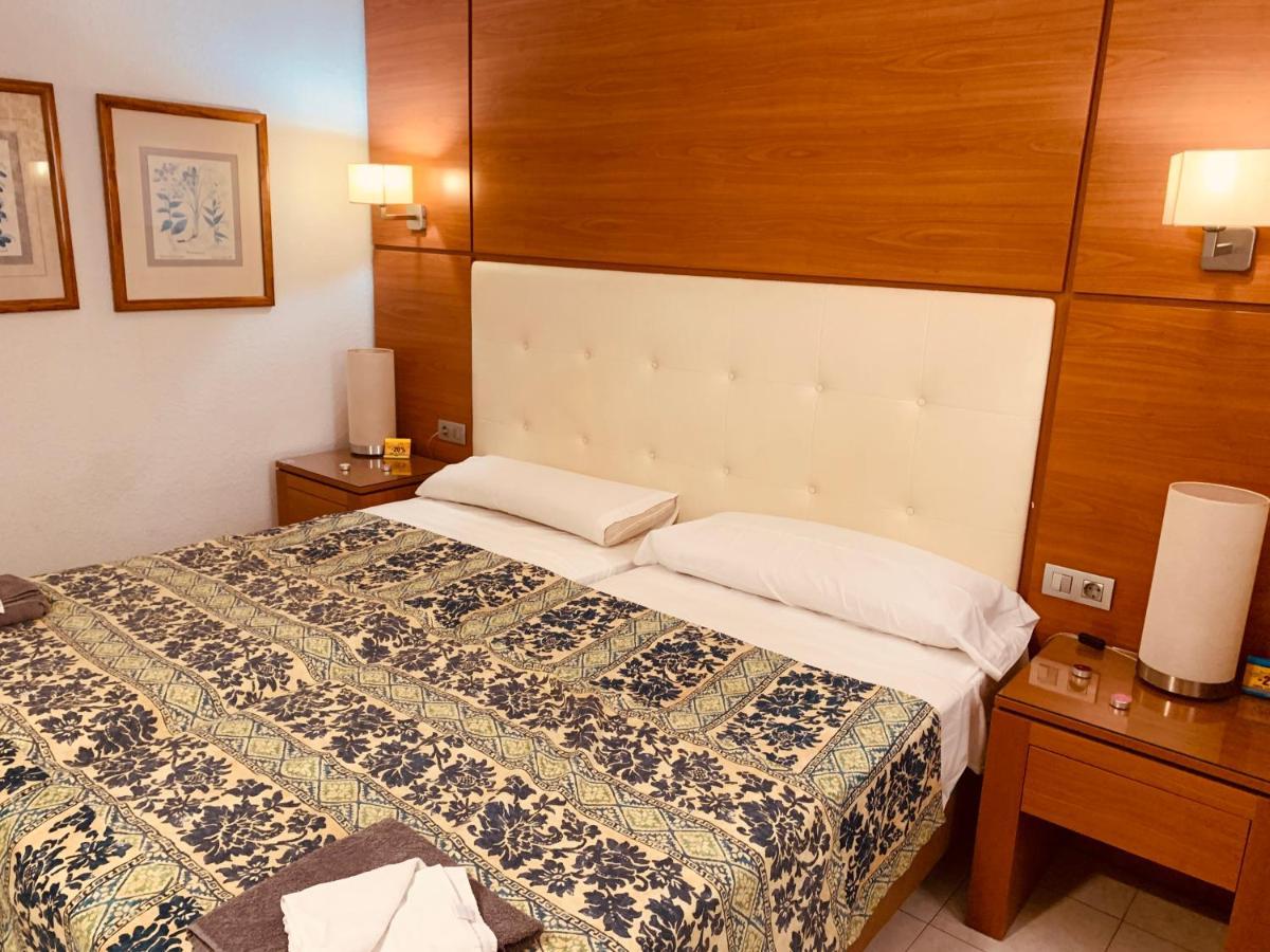 Pondemar Apartaments Vistas Playa Feñabe Bagian luar foto