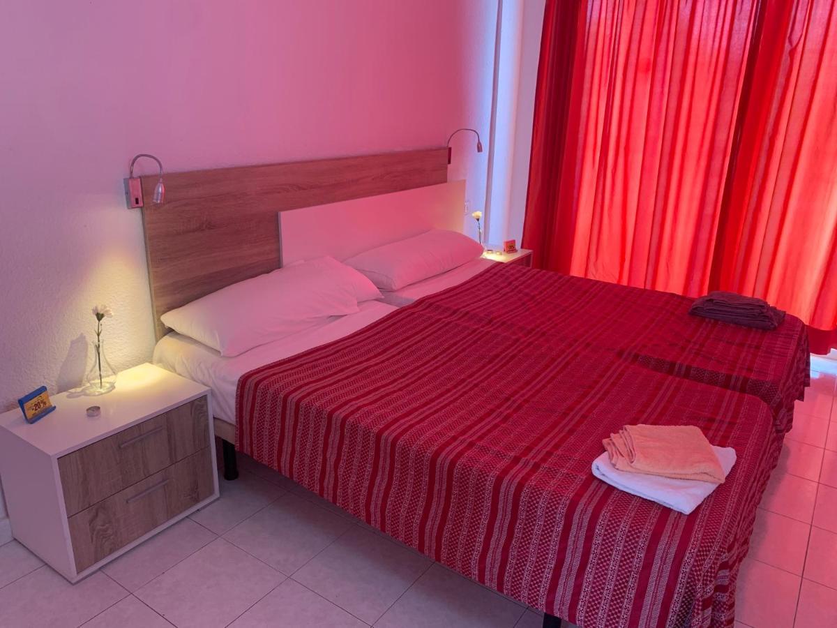 Pondemar Apartaments Vistas Playa Feñabe Bagian luar foto